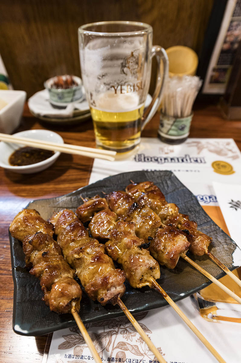 Japan. Die 22 besten Tokio-Tipps 5 Gadoshita, Yakitori, Tokio: