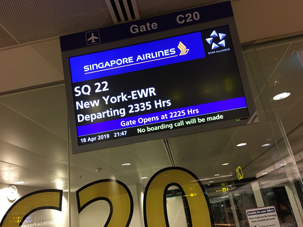 Flug um die Welt. Selbstversuch 5 abflug panel gate 1024x768 1