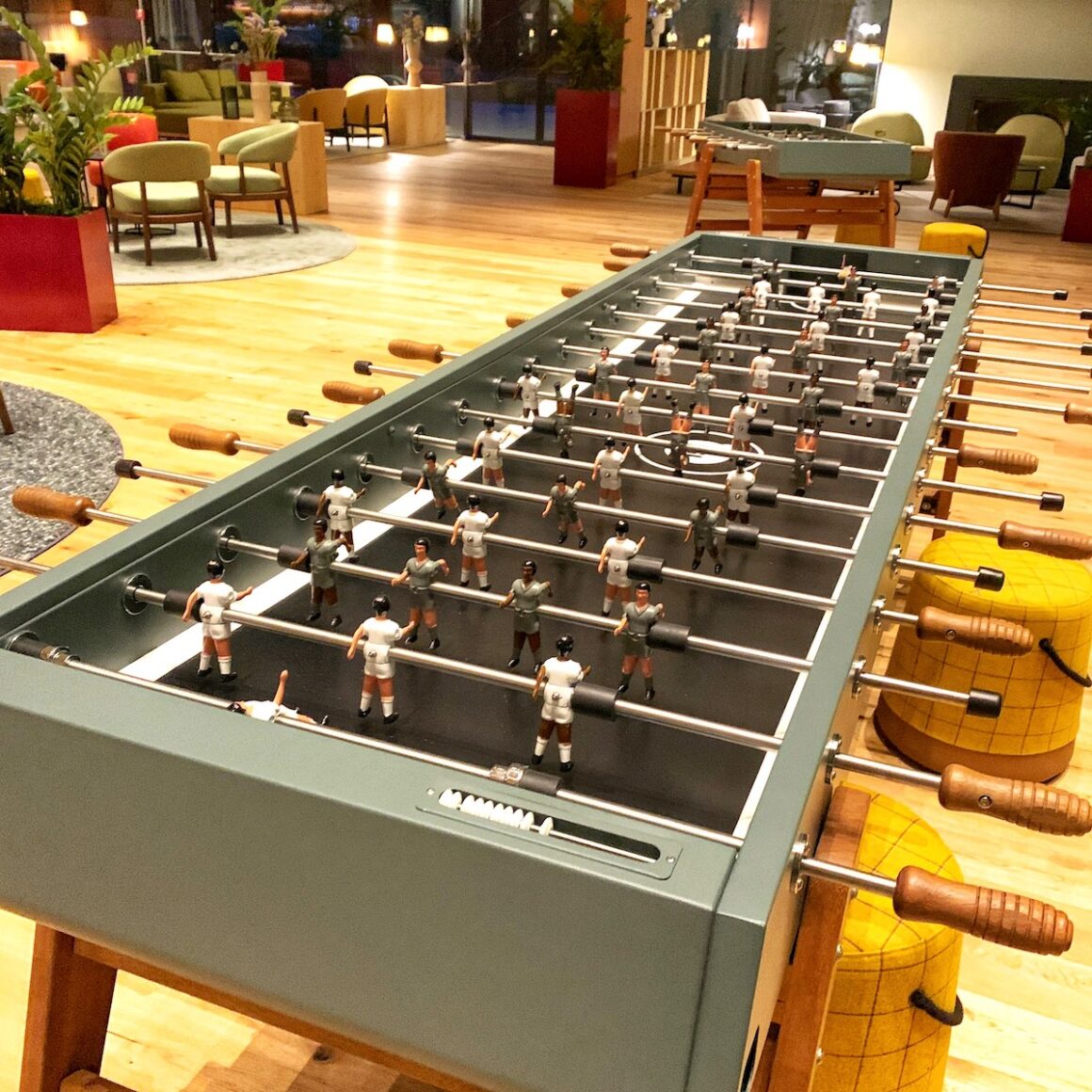 Falkensteiner Montafon. Quadratur des Kreises 8 Falkensteiner Hotel Montafon: Extralanges Tischfußballspiel für Kids