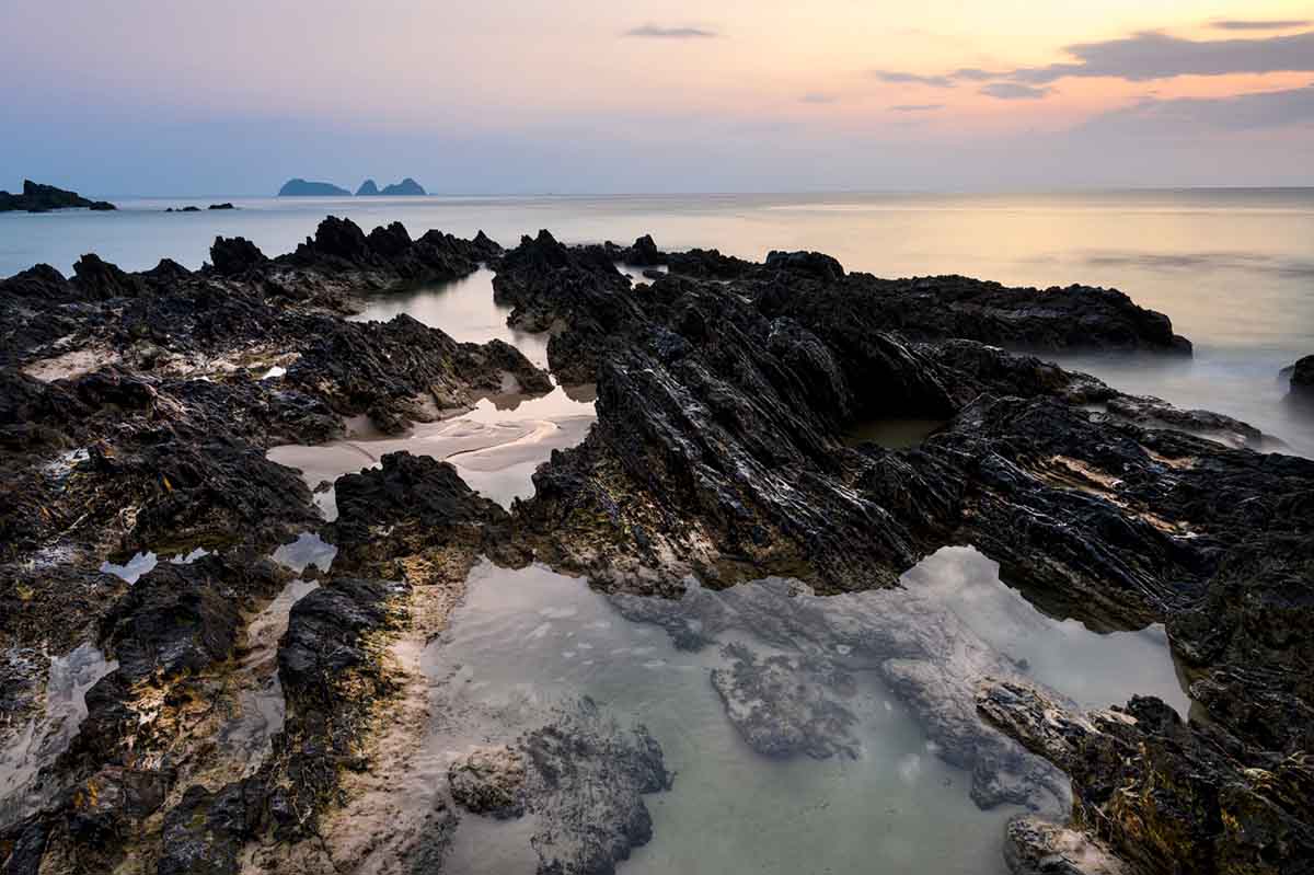 Wa Ale Island. Unplug! 7 Wa Ale Resort, Strand, Sonnenaufgang, Myanmar