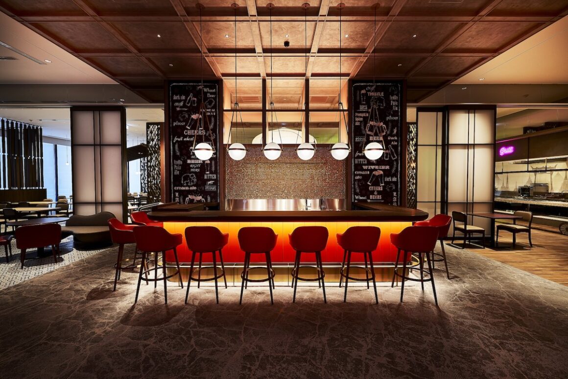 Centara Grand Hotel Osaka. Herausragend 7 Centara Grand Hotel Osaka Wine and Dine