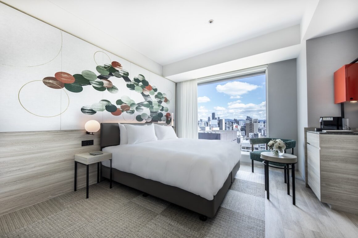 Centara Grand Hotel Osaka. Herausragend 10 Reguläres Kingsize-Zimmer im Centara Grand Hotel Osaka