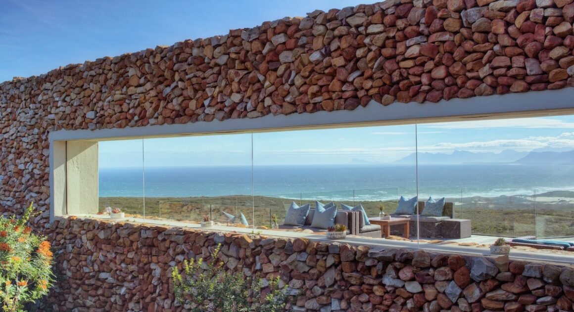 Kapregion, Südafrika. Wellen, Wein und wilde Wurzeln 20 Grootbos, Südafrika, Kapregion, Lodge