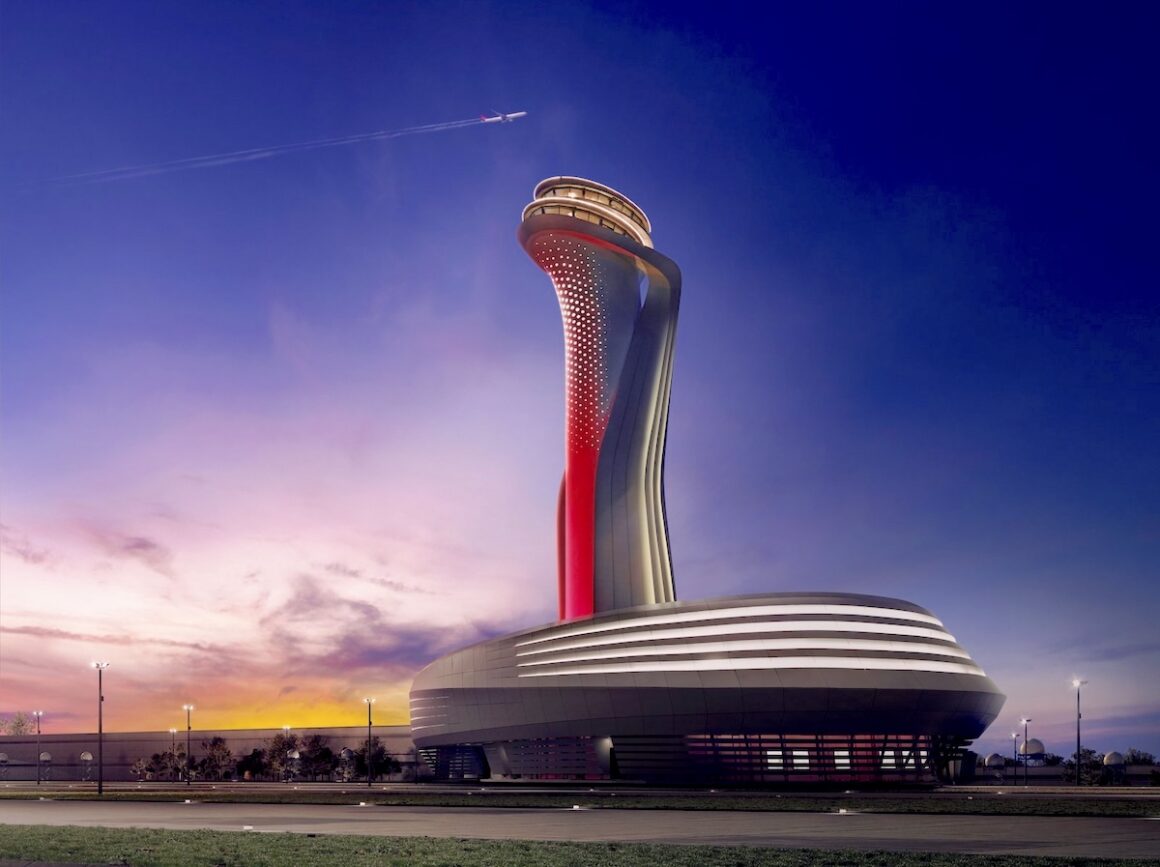 Turkish Airlines Economy Class. 12-Stunden-Test 1 Turkish Airlines Economy Class Istanbul Airport Tower