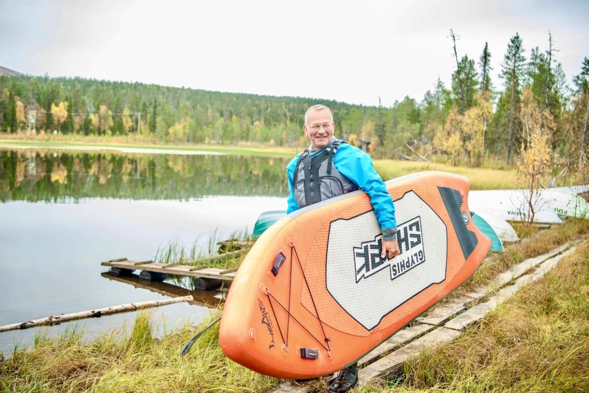 Kittilä. Outdoor auf Finnisch 14 Kittilä Levi Ylläs Finnisch-Lappland Herbst Outdoor River Standup Paddling © Raphael Hadad