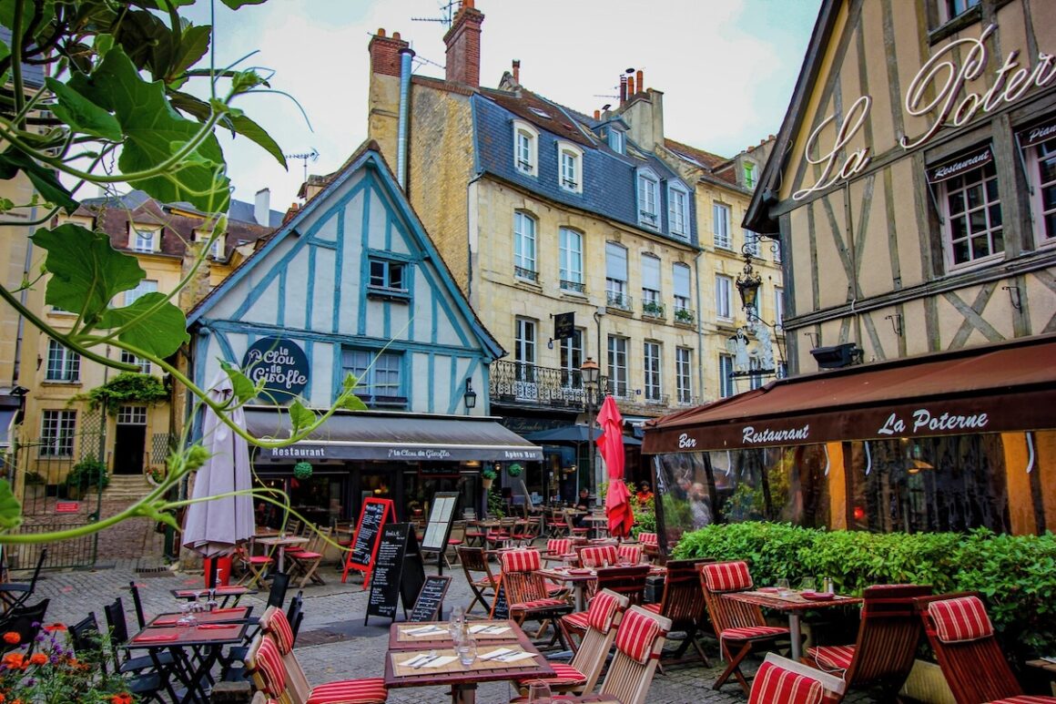 Caen. Aufragende Festung, aufregende Landschaft 5 Caen, Normandie, Frankreich