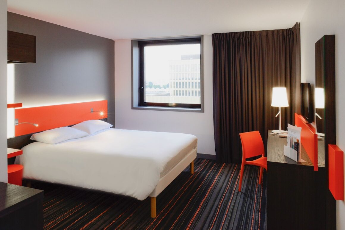 Caen. Aufragende Festung, aufregende Landschaft 14 ibis Styles Caen Centre Gare ©Phan Dai 5