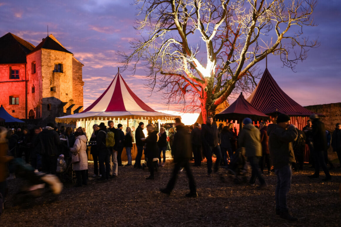 The 10 Most Beautiful Christmas Markets in Bavaria 18 Most Beautiful Christmas Markets in Bavaria / SchönsteWeihnachtsmärkte in Bayern © Oberbayern.de - Peter von Felbert