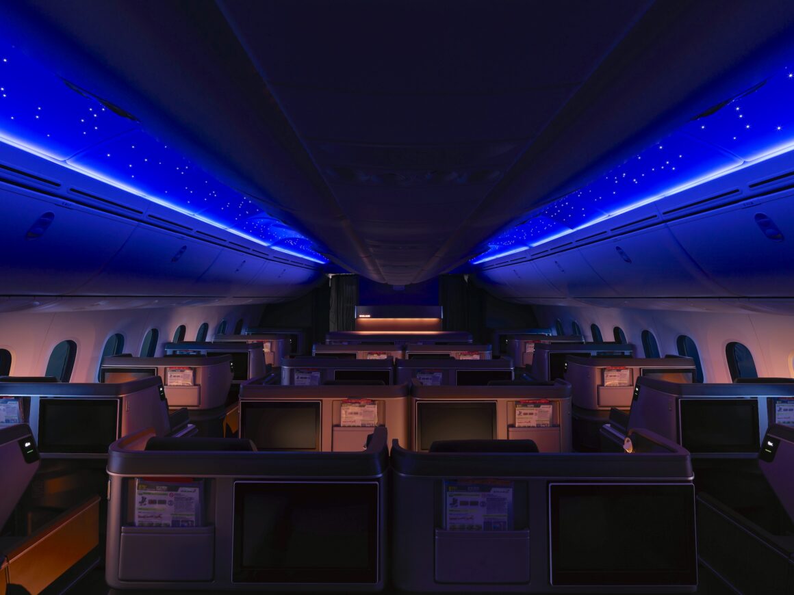 EVA Air. Complete Review 2 B787 9 EVA AIR Business Class Kabine