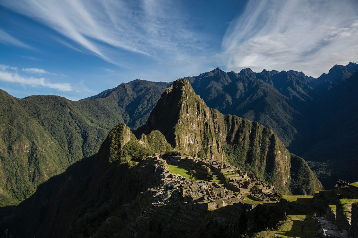 G Adventures. Kleine Gruppen, große Abenteuer 3 G Adventures, Peru. Maccu Pichu